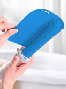Alfombrilla para herramientas de peinado, alfombrilla universal resistente al calor para plancha y tenacillas, alfombrilla de silicona resistente al calor para almacenamiento y viaje, almohadilla de aislamiento térmico para planchas, tenacillas y rizadores, protege tus herramientas de peinado con esta almohadilla de silicona antideslizante y resistente al calor para restaurantes, hoteles y comercio