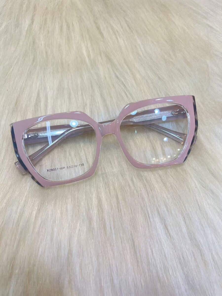 Retro Cat Eye Sunglasses With Black Frame And Polygonal Lenses For Myopia, Female Face, Small And Plain - Krem - View 1