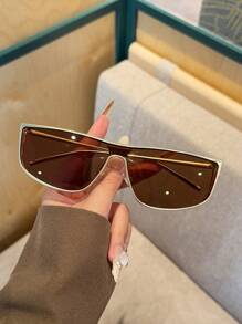 1pc Metallic Square Frame Tinted Eyeglasses, Retro-Inspired Fashion Accessory, Suitable For Casual, Party, Holiday Gifts