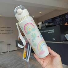 1 个 700ML 可爱卡通印花水瓶，带吸管，防漏，易于清洁，带手柄，适用于运动、健身、办公室、野餐、露营、旅行、节日礼物、生日礼物、周年纪念礼物、毕业礼物、新年礼物、万圣节礼物、圣诞节礼物 - 白色 - 查看 13