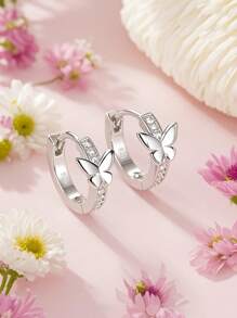 1 Paar 925 Sterling Silber Ohrringe mit Schmetterlingen - verziert mit funkelnden blauen und weißen kubischen Zirkoniasteinen. Elegant, glamourös und niedlich. Perfekt für den täglichen Gebrauch von Jugendlichen oder Veranstaltungen, ideale Geschenke zum Geburtstag oder zu Feiertagen für Mädchen oder Freundinnen