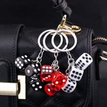 1 pieza Lindo dije de resina 3D con dados, llavero de dados 3D de resina, colgante de llavero de coche, joyería de mochila para hombres y mujeres, regalo