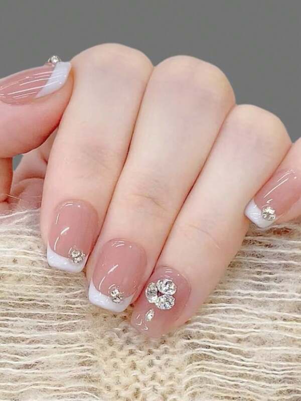 30pcs Short Square Fake Nails, Minimalist Style Nail Tips, Delicate White French Tips With 3D Rhinestone Accent, Elegant For Weddings, Parties And Other Occasions, Enhance Your Graceful Aesthetics And Make Your Fingertips The Focus