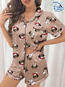 Disney Set de 2 piezas de pijama con top de manga corta y pantalón corto con bolsillos y estampado de personajes de dibujos animados de  para mujer