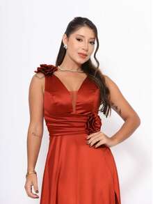 Long Satin Bridesmaid Dress With Flower Detail - Đất nung - Xem 2