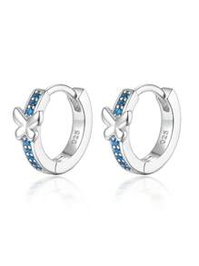 1 Paar 925 Sterling Silber Ohrringe mit Schmetterlingen - verziert mit funkelnden blauen und weißen kubischen Zirkoniasteinen. Elegant, glamourös und niedlich. Perfekt für den täglichen Gebrauch von Jugendlichen oder Veranstaltungen, ideale Geschenke zum Geburtstag oder zu Feiertagen für Mädchen oder Freundinnen