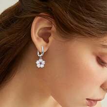 Orecchini pendenti eleganti in argento sterling 925 con zirconi cubici a forma di fiore, adatti per uso quotidiano, regalo per compleanno