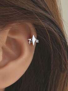 1 pièce Boucle d'oreille clip en zirconium en forme d'étoile à quatre branches, boucle d'oreille de niche unique et charismatique pour les oreilles non percées, minuscule étoile en strass brassard pour l'oreille