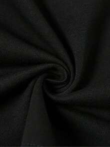 elegante y de corte holgado, presenta un estampado de graffiti de muñeca,eans.Adecuado para el estilo Y2K y ocasiones deportivas.180g 100% algodón.Unisexo. - Negro - Ver 3