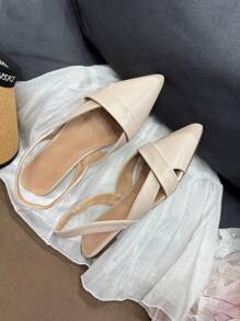 Simple Flat Toe Ring Hollow Out Breathable Pointed Toe Sandals, Elegant And Versatile For Teenagers, Suitable For Various Occasions