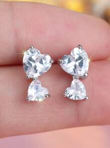 1 Pair Adorable White Heart Shaped Cubic Zirconia White K-Color Stud Earrings For Women, Luxurious For Wedding, Party, Festival And Daily Wear, Suitable For All Seasons