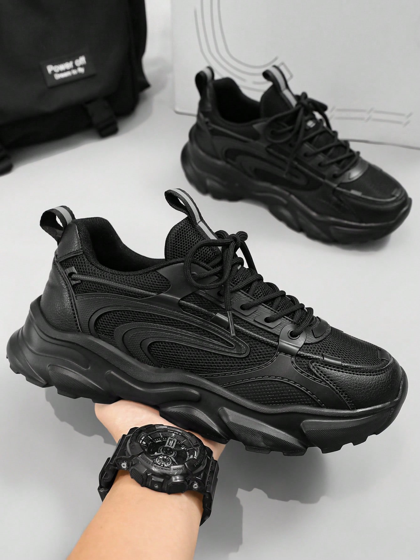 أحذية رياضية كاجوال بتصميم شبكي ملون بسيط مع ربطة...