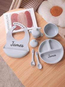 Conjunto de vajilla personalizada para bebé de 6 piezas en silicona, incluye baberos impermeables, plato portátil, cubiertos blandos, bol con ventosa, taza con tapa a prueba de fugas. Multiusos, ornamental, con letras, elegante, moderno, colorido, kawaii, adorable, lindo, casual, personalizado, único, personalizado, niño, niña