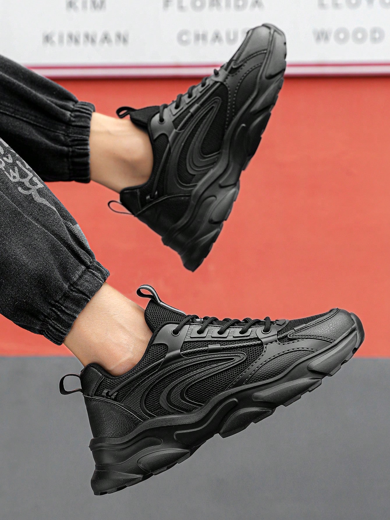 أحذية رياضية كاجوال بتصميم شبكي ملون بسيط مع ربطة...