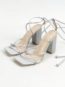 女士灰色露趾凉鞋，性感时尚派对新款交叉带扣方头高跟鞋，简约优雅舒适厚底粗跟鞋