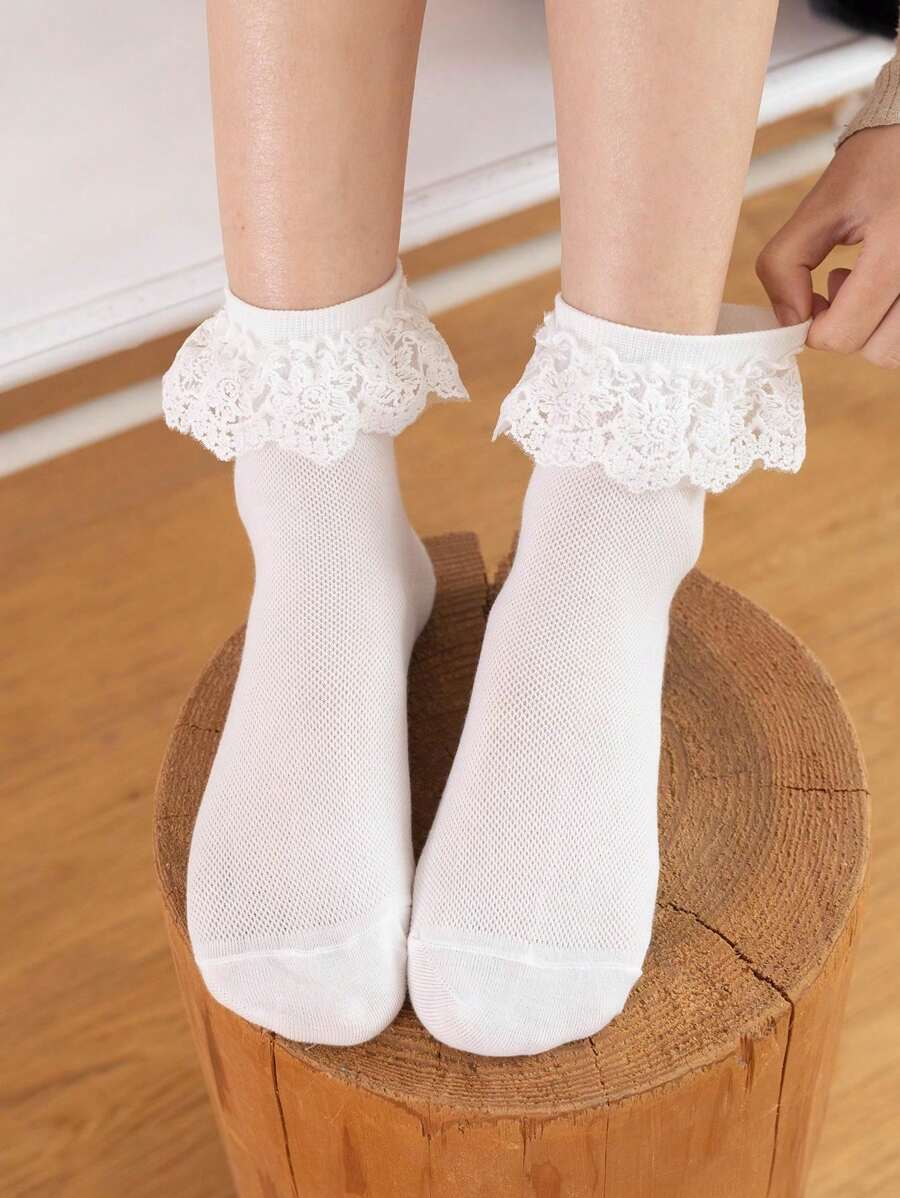 Ruffle Trim Crew Socks