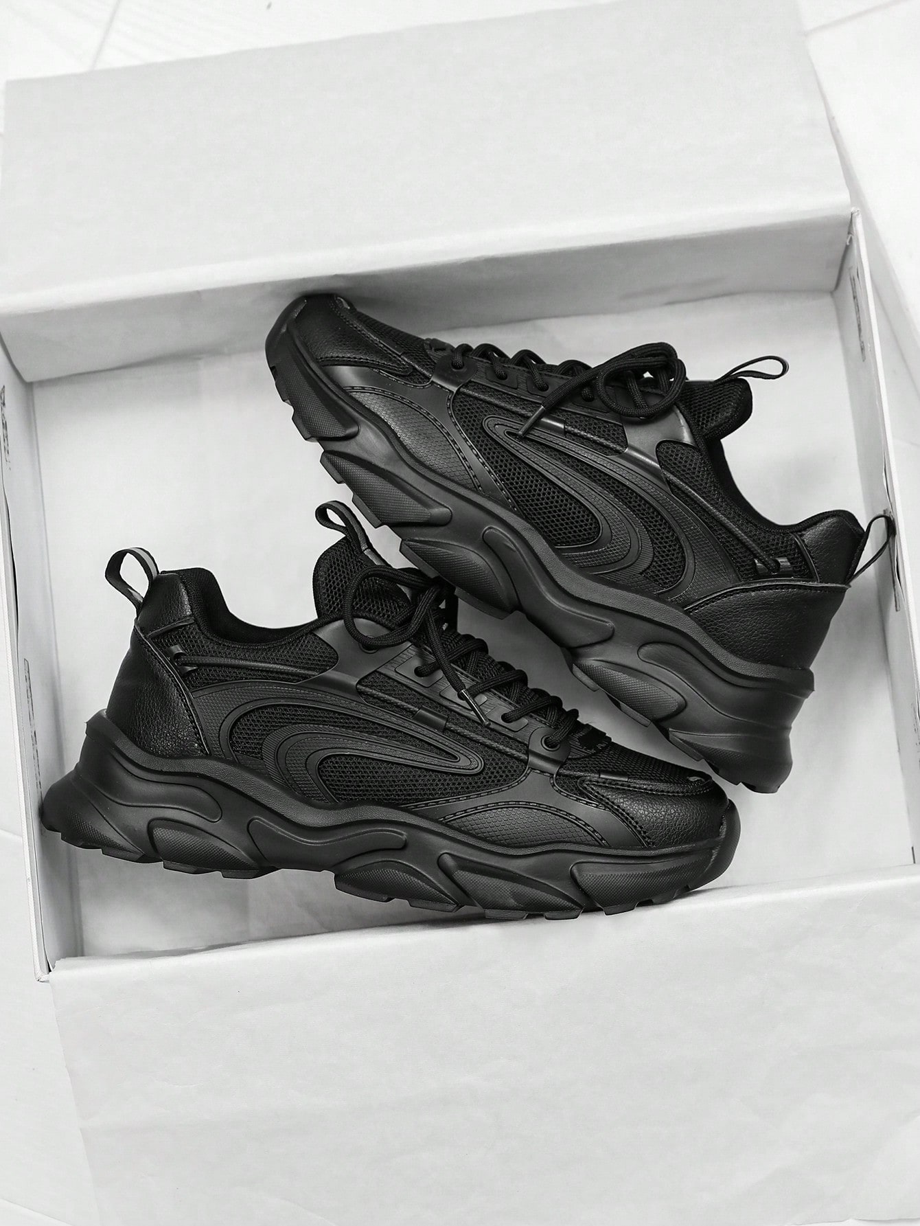 أحذية رياضية كاجوال بتصميم شبكي ملون بسيط مع ربطة...