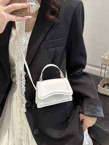 迷你女士手提包，便携式单肩包，2025年夏季新款时尚纯色翻盖迷你托特包，斜挎包 - 白色 - 查看 3