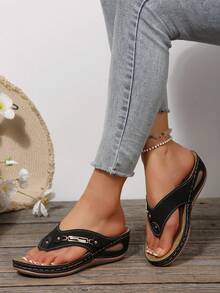 Women's Exported Stitched Metal Buckle Wedge Flip Flops, Cross-Border Thick Bottom Hollow Beach Sandals, Plus Size Wedge Thick Bottom Sandals,Spring Summer Outfits - Black - View 6