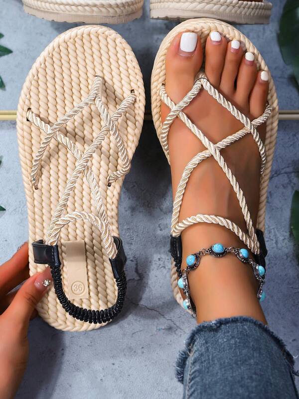 Women's Flip Flops, Elegant Party Preppy College Retro Style Beach Vacation Avant-Garde Fashion Bohemian Casual Sexy Woven Embroidery Women Flat Sandals, Suitable For Holiday, Wedding, College, Party, Indoor & Outdoor, Summer
