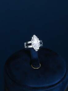 适合婚礼的奢华 4 件水晶首饰套装，包括项链、耳环、戒指、手链和配饰，适合女性。 - 白色 - 查看 8