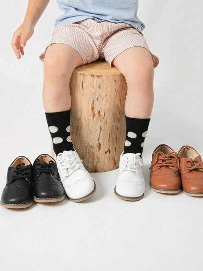 Retro British Style Children Oxford Shoes, White Back To School Flat Lace-Up Brogue Dress Shoes For Boys