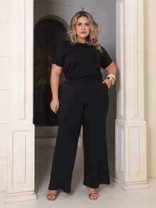 Women's Plus Size Set Of Sweatpants And Short-Sleeved Top - Black - View 1