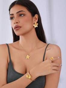 1 Set de joyería de mujer elegante con brazalete dorado con flores, 1 anillo, 1 collar, 1 par de aretes, estilo de vacaciones, regalo para parejas (sin caja de regalo)