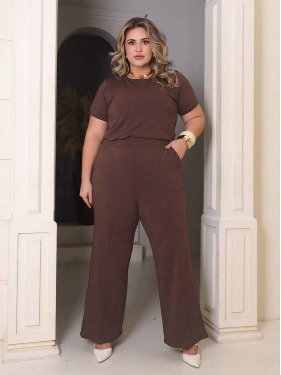 Women's Plus Size Set Of Sweatpants And Short-Sleeved Top - Coffee Brown - View 1