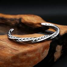 1pc Minimalist Vintage Stainless Steel Twisted Bangle, Suitable For Men And Women Daily Wear