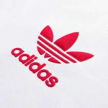 Adidas Camiseta de manga corta MUFC A JSY 91, con logotipo del equipo del Manchester United, cuello redondo, camiseta de fútbol para entrenamiento de fitness para hombres JF0376 - Blanco/Rojo - Ver 5