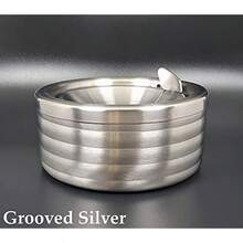 Cenicero clásico de metal plateado ranurado con tapa para cigarrillos, ceniceros a prueba de viento para exteriores, puede patio, exterior, decorativo, para interiores y exteriores - Plata acanalada - Ver 6