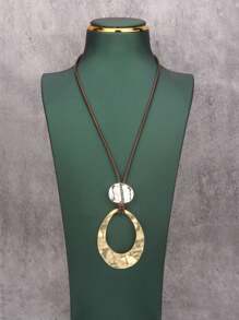 1pc Fashion Oval Hollow Alloy Pendant Necklace, Unisex, Black Wax Cord Simple Hip-Hop Necklace, Suitable As Gift For Boyfriend Or Girlfriend