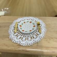3pcs Miniature Lace Table Placemats, 1/12 Scale Fabric Ornament, Suitable For Dollhouse Decoration, DIY Photography Props& Furniture Accessories-Ideal For Christmas, New Year,Ramadan,Graduation Decorations