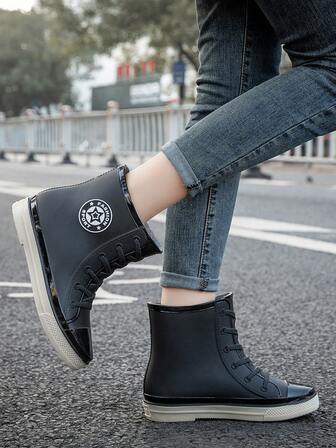 1双女士短款PVC雨靴，防水防滑，适用于厨房、洗车、园艺、户外活动