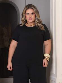 Women's Plus Size Set Of Sweatpants And Short-Sleeved Top - Black - View 7