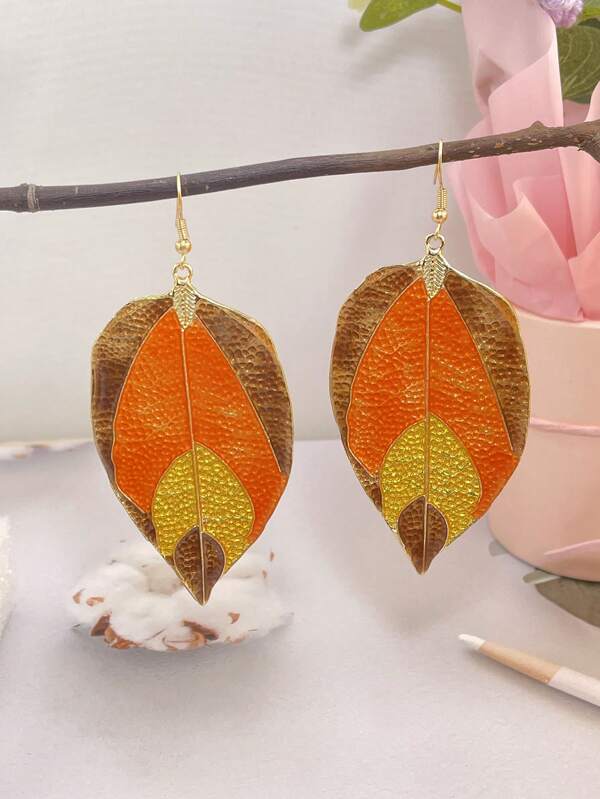 1 par de aretes de aro con forma de hoja metálica oversize, aretes colgantes con declaración personalizada y elegante encanto a la moda