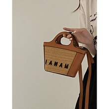 Package Storage - Braune Trompete - Übersicht 2