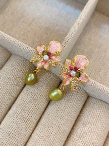 女士天然仿珍珠花朵耳环，复古古董风格，独特设计，新款中式耳钉，品质优雅，2025年新品上市 - 彩色 - 查看 11