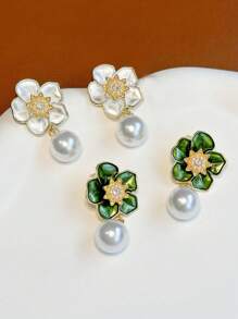 1 Pair Elegant French Style Oil Drip Rhinestone & Faux Pearl Camellia Flower Pendant Earrings For Women, Suitable For Party, Music Festival, Daily Wear, Graduation, Back To School, Holiday Gifts