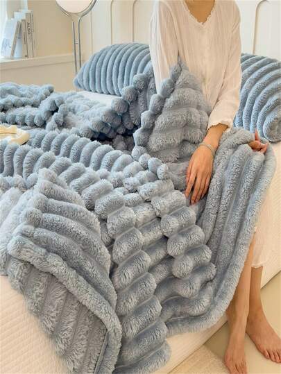 1 件纯色条纹格子柔软温暖羊毛毯，适用于卧室装饰、所有季节、礼物、舒适柔软的女士盖毯、可机洗、现代风格多用途柔软舒适毯、圣诞节和万圣节羊毛毯礼物、卧室装饰、野餐毯、母亲节礼物、宽条纹仿兔毛法兰绒盖毯、休闲午睡毯、办公室小盖毯
