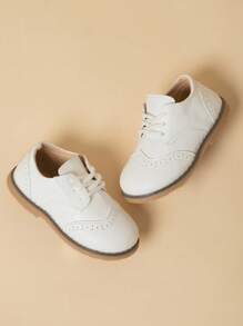 Retro British Style Children Oxford Shoes, White Back To School Flat Lace-Up Brogue Dress Shoes For Boys