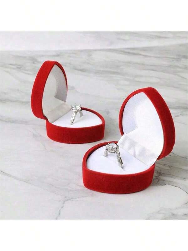 1 pieza Caja de exhibición de anillo individual de terciopelo, diseño de corazón, estuche de anillo de compromiso y boda de color aleatorio, regalo para el Día de San Valentín, palabras clave de alta conversión de moda, elegante, romántico, decorativo, funcional, multiusos, perfecto para anillos, propuestas, aniversarios, despedida de soltera, cumpleaños, Navidad, temporada festiva, decoración de festivales, elegante, único diseño, coleccionable, portátil, conveniente, ideal para exhibición de joyas, organización, decoración del hogar, embalaje de regalo.