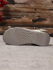 Sandalias de mujer con cuña de suela suave y ligera, estilo retro elástico, nueva moda 2025 - Blanco - Ver 8