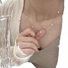 Collares colgantes casuales versátiles y de moda para mujer