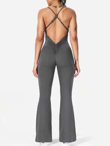 YEOREO 女式吊带喇叭连体裤性感无袖露背阔腿健身V背紧身臀部全身瑜伽连体裤 - 深灰色 - 查看 4