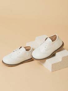 Retro British Style Children Oxford Shoes, White Back To School Flat Lace-Up Brogue Dress Shoes For Boys