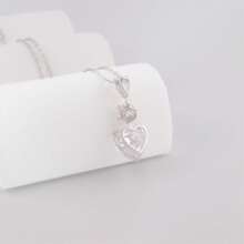 Colar com pingente de coração elegante feminino, 1 peça, prata esterlina 925, design luxuoso cravejado de zircônia cúbica, hipoalergênico, adequado para uso diário, férias e casamento, presente