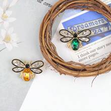 1pc Colorful Rhinestone Crystal Bee Brooch Pin, Vintage Bee Lapel Pin For Women, Retro Rhinestone Insect Brooch Jewelry Gift