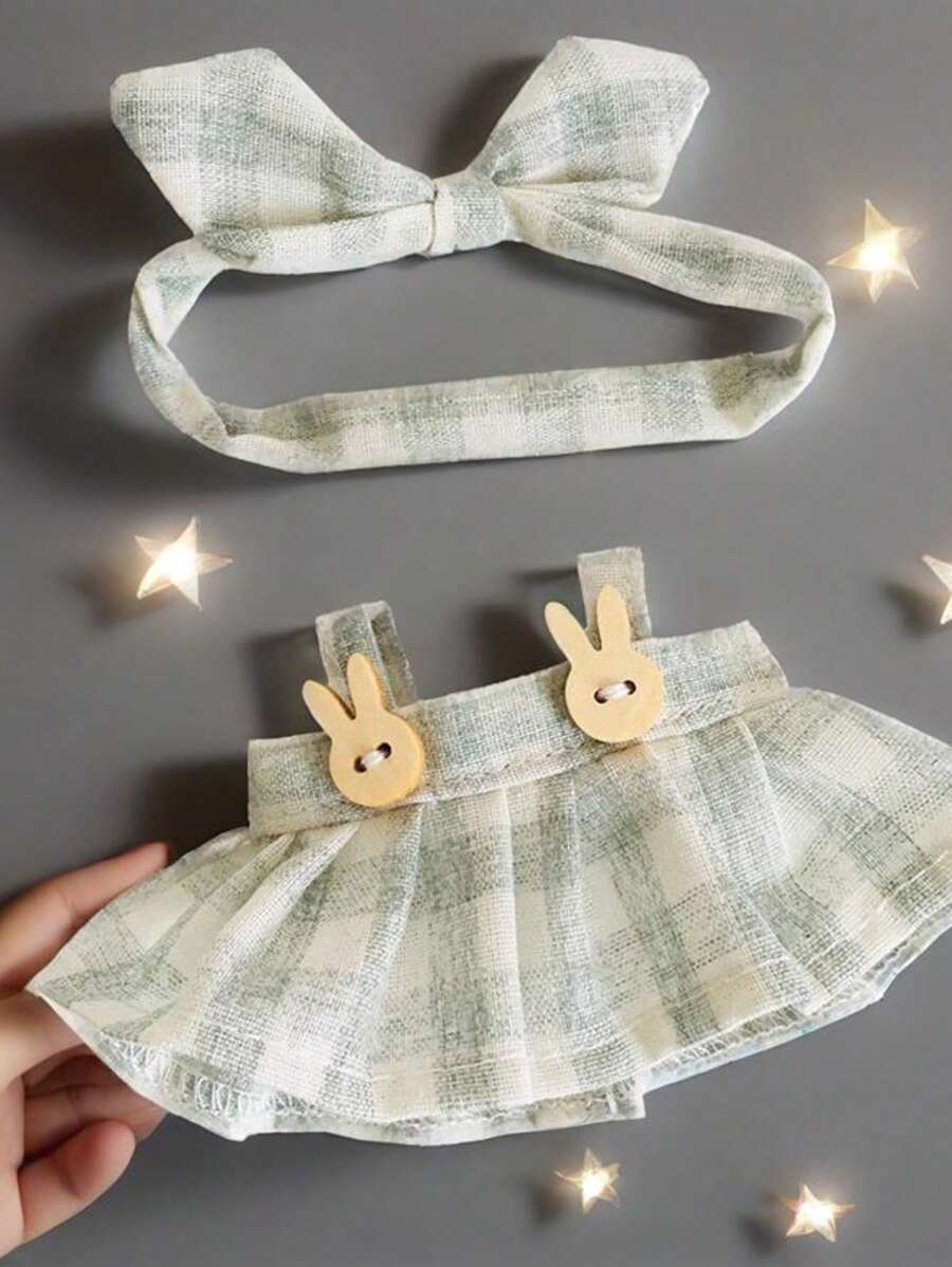 Clothes Only] 17CM Blind Box Clothes Doll Accessory Plaid Skirt & Headband Set (Doll Not Included), Removable Outfit Set Suitable For 1st And 2nd Gen Dolls 15cm-17cm (5.9 Inch-6.69 Inch), Doll Outfit/Shoes Replacement, Suitable For Birthday, Holiday, Valentine's Day Gifts, Suitable For All (Only Selling Clothes, Not Selling Doll)